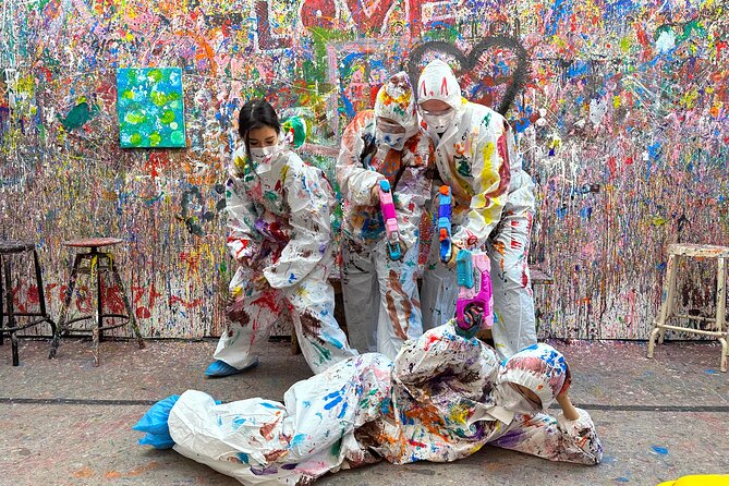 Seoul Action Painting Experience in a Studio (Foreigner Only) - Key Points at a Glance