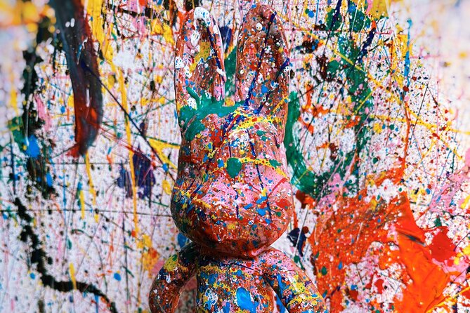Seoul Action Painting Experience in a Studio (Foreigner Only) - Clothes, Cleanup, and the Reality of Getting Messy