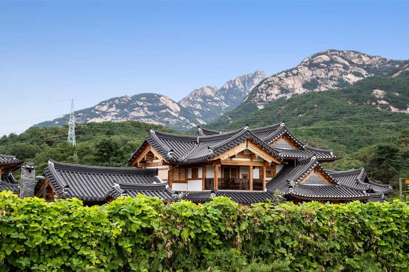 Seoul: Aegibong DMZ & Hanok Scenic/Historical One Day Tour - Key points at a glance