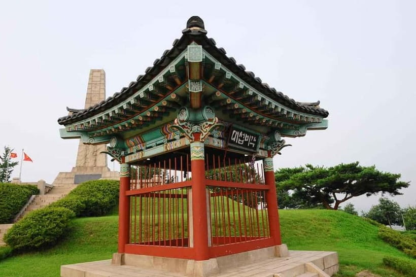 Seoul: Aegibong DMZ & Hanok Scenic/Historical One Day Tour - The guide and the feel of the group