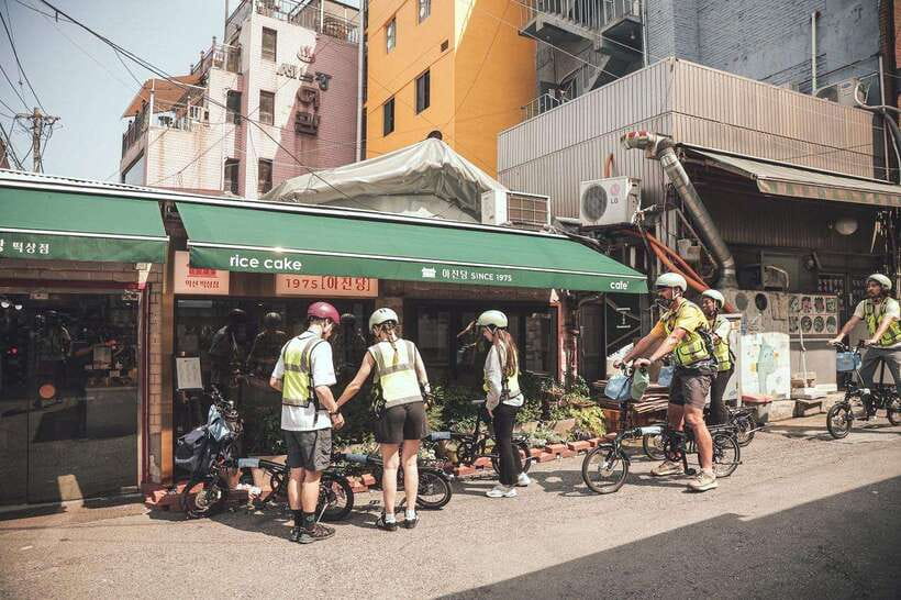 Seoul: Afternoon Ebike tour and "Happy Hour" food and drinks - What this afternoon ride is really offering