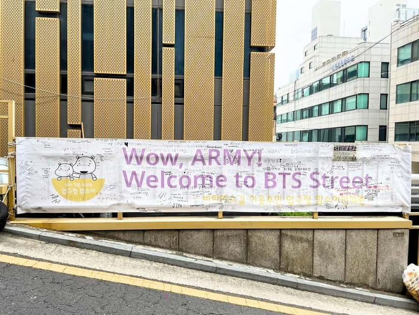 Seoul: BTS K-Pop Star Footsteps Journey ARMY Fan Day Tour - Eating at Yoojung Sikdang, where the trainee story feels personal