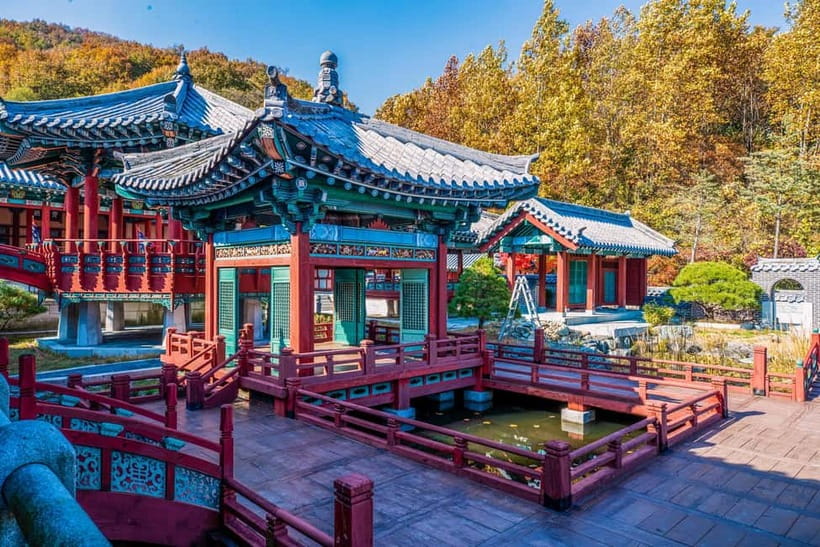 Seoul: BTS K-Pop Star Footsteps Journey ARMY Fan Day Tour - Hakdong Park and the old Big Hit building
