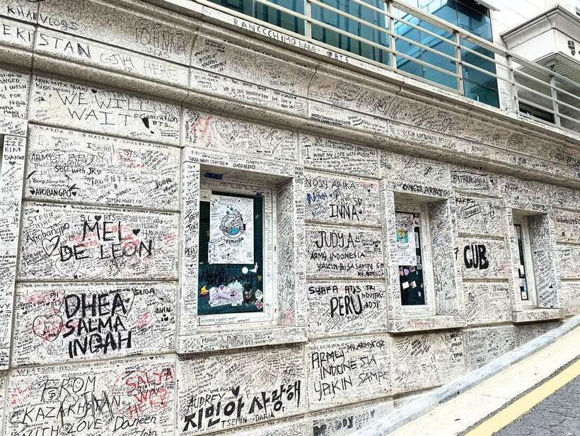 Seoul: BTS K-Pop Star Footsteps Journey ARMY Fan Day Tour - Starting with SUGA at Yongin Daejanggeum Park