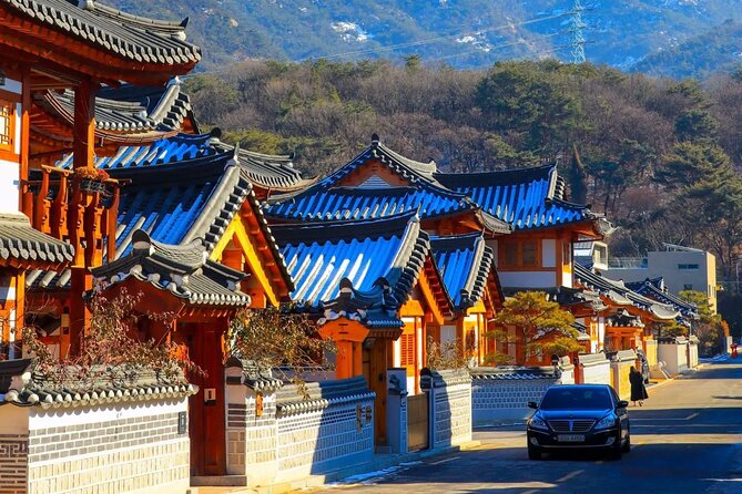 Seoul City Highlights Tour: Hanok Village, Scenic Routes - Eunpyeong Hanok Village, a roomier alternative to Bukchon