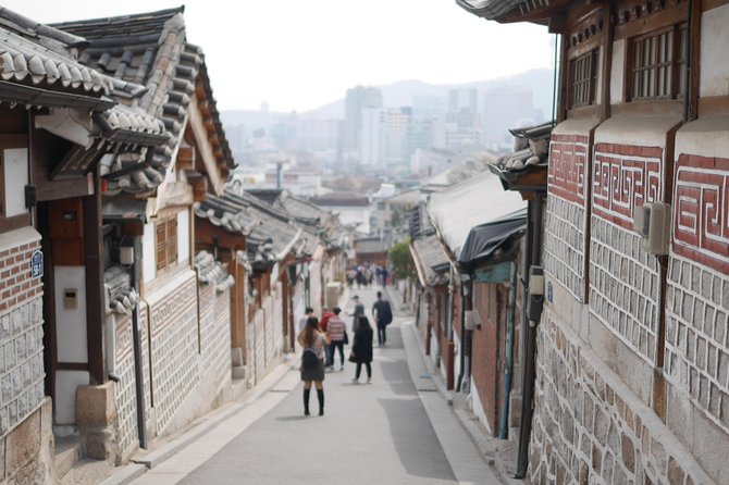 Seoul City Private Full-Day Tour Including Lunch - Jogyesa Temple in central Seoul