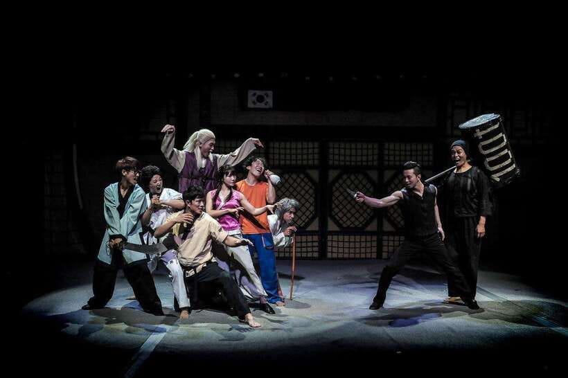 Seoul: Comic Martial Arts Performance JUMP Show Ticket - A Korean Family Home Turned Into a Martial-Arts Stage
