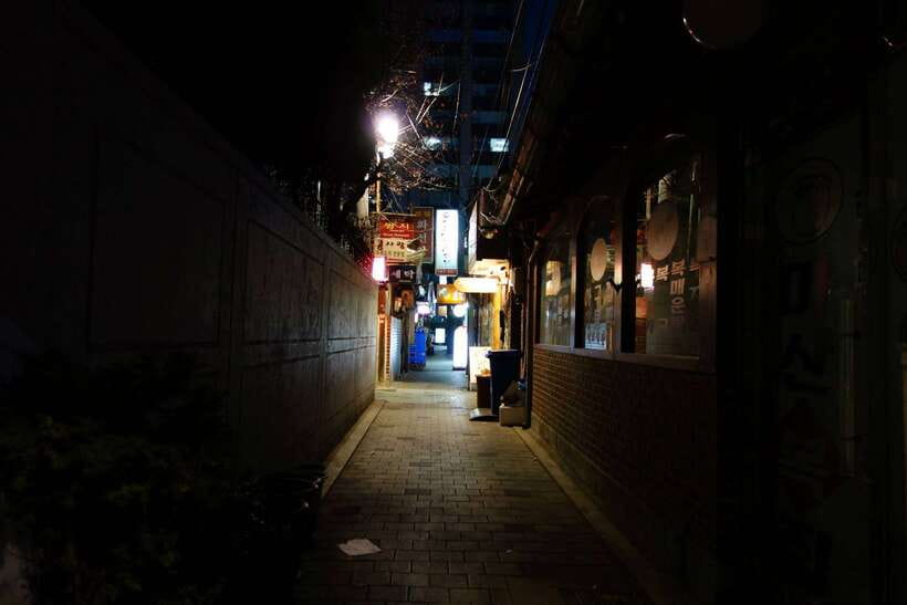Seoul: Dark Side of the City and Ghost Stories Walking Tour - Gwanghwamun Square and the city’s public face