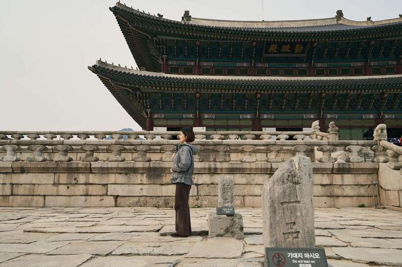 Seoul: Discovery of Old & Modern Seoul, Stories and Music - Cheonggyecheon turns a stream into a city story
