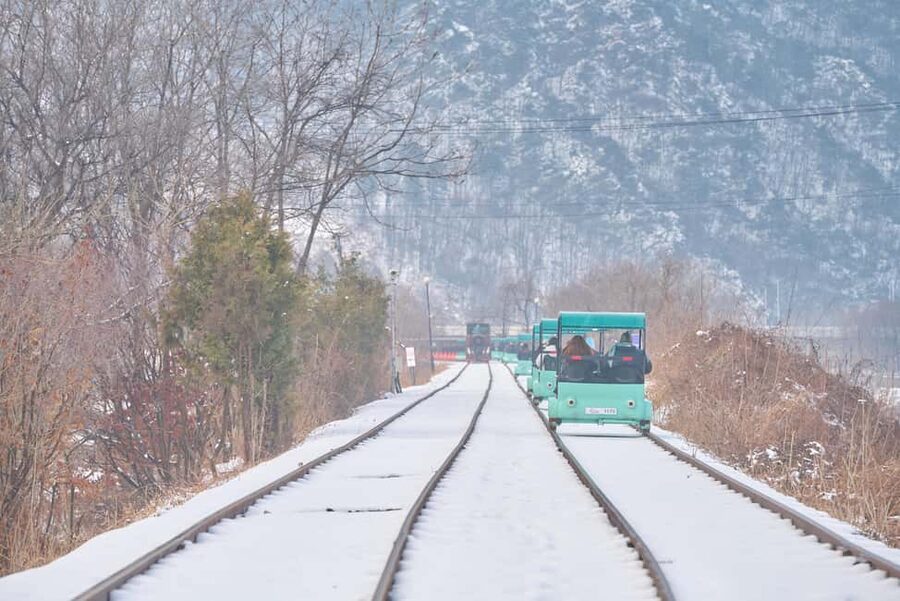 Seoul: Eobi Ice Valley, Nami Island & Railbike opt Garden - The coach schedule and meeting points