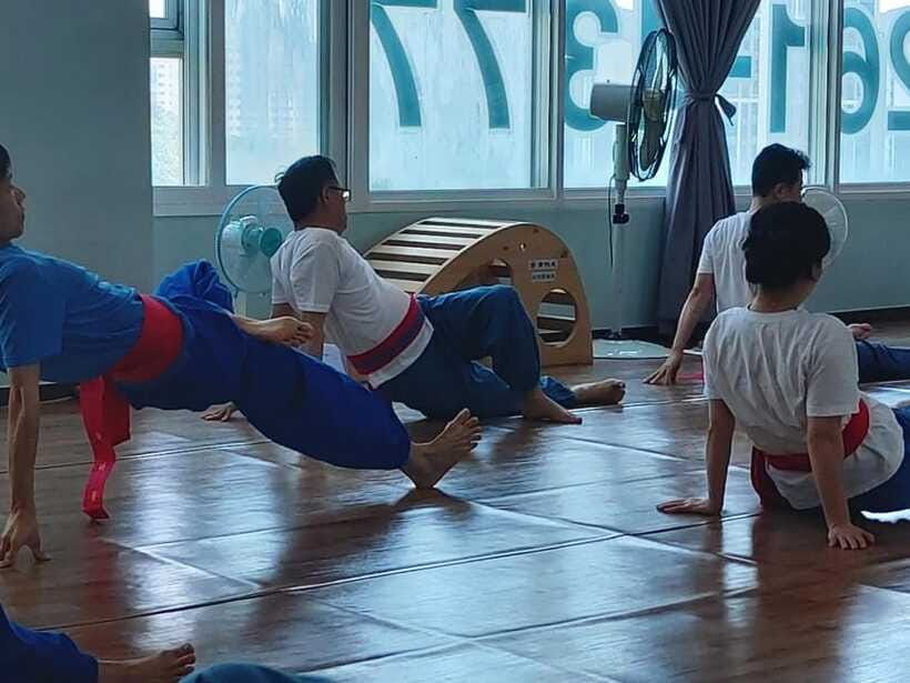 Seoul: Experience Traditional Korean Mind & Body Healing - Gentle movements for flexibility, posture, and balance