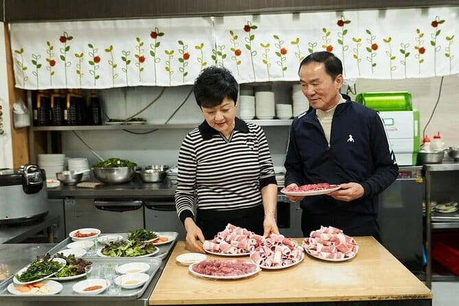 Seoul Food: Banchan, Bibimbap, and Beyond - Bukchon Hanok Village and the old Seoul image