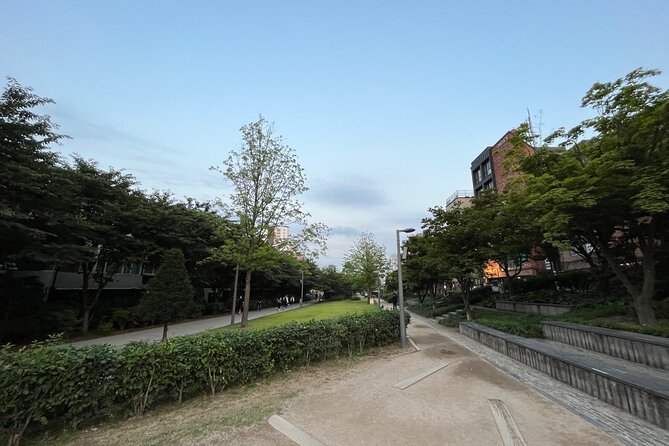 Seoul Food n Night view with Local Korean BBQ dinner Hongdae st. - Gyeongui Line Forest Park: a short, calmer walk