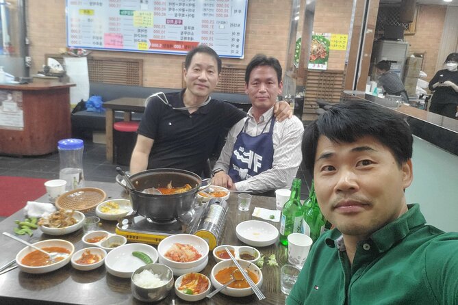 Seoul Food n Night view with Local Korean BBQ dinner Hongdae st. - Ikseon-dong Hanok Street: old houses with a new purpose