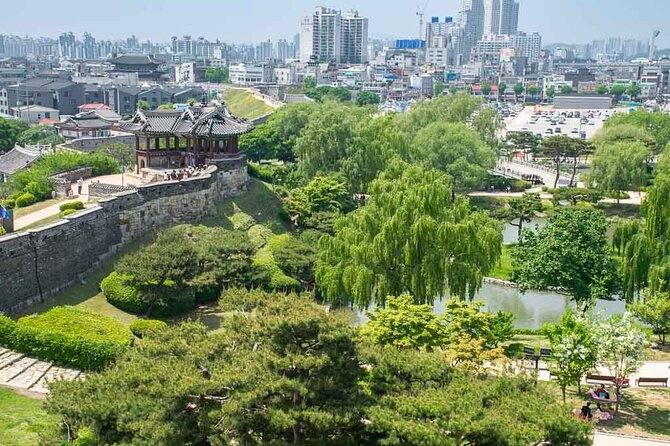 Seoul Gimpo Airport (GMP) Transfer to Seoul/Suwon/Seongnam/Yongin - Seoul, Suwon, Seongnam, and Yongin Drop-Offs