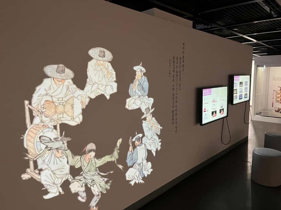 SEOUL: Gugak - Korean Traditional Music Museum&Concert Tour - Is $49 a fair price?