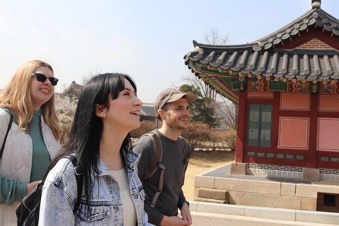 Seoul Half Day Tour with a Local: 100% Personalized & Private - Gyeongbokgung Palace and the Joseon Story