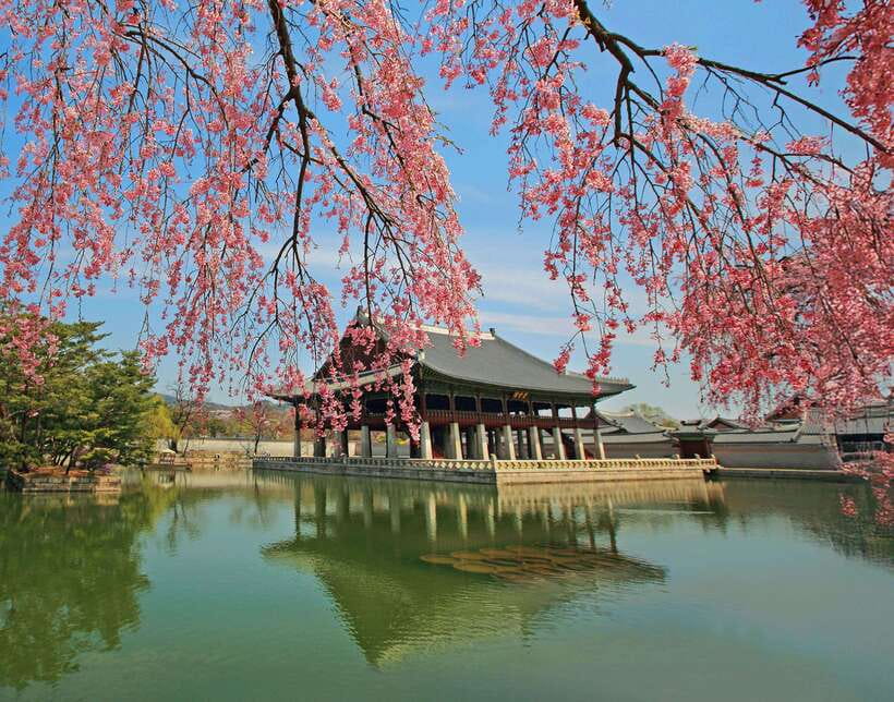 A palace pavilion on the water inside Gyeongbokgung, Seoul