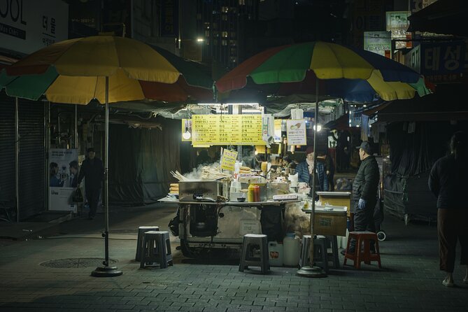 Seoul History Tour: Dark Past & Market Street Flavors - Timing, transport, and the walking load