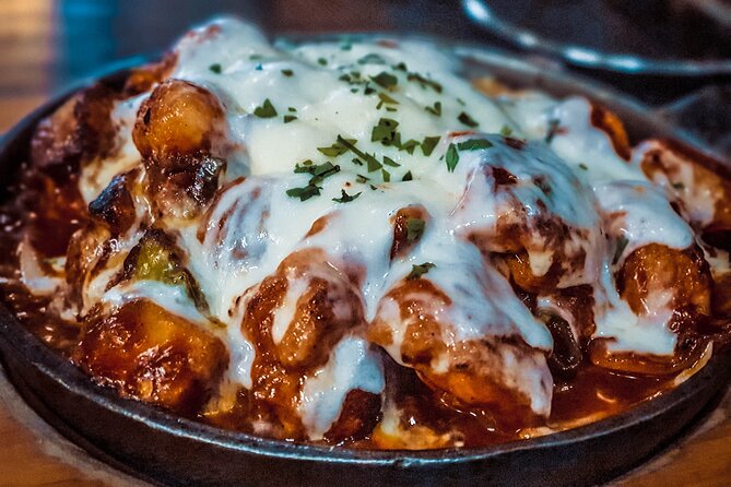 Seoul: Korean Chicken & Beer Night Tour with Local Hidden Gems - Who should book this Seoul night