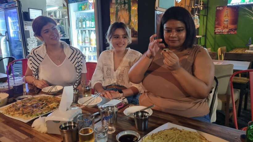 Seoul: Korean Drinking Games Night (non-drinkers welcome) - The social side works for solo visitors