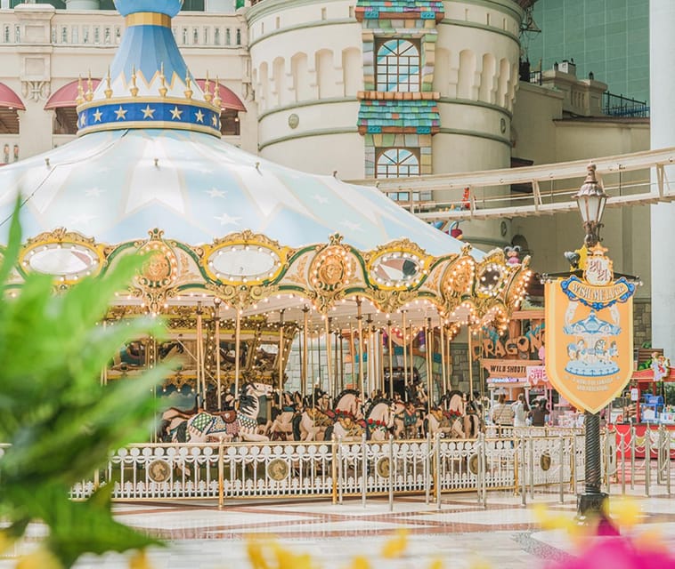 Seoul: Lotte World 1 Day Pass & Korean School Uniform Rental - What the $81 package really includes