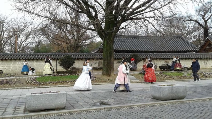 Seoul: Maisan Cherry Blossom and Jeonju Hanok Day Tour - The Road to Jeonju Hanok Village