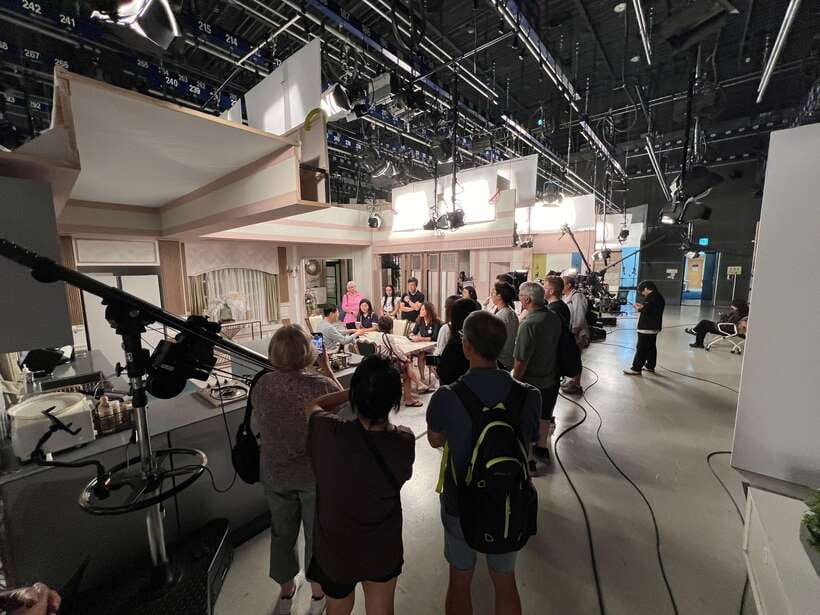 Seoul: MBC Insider Live K-Drama Rehearsal & VIP Studio Tour - The guide team and language support