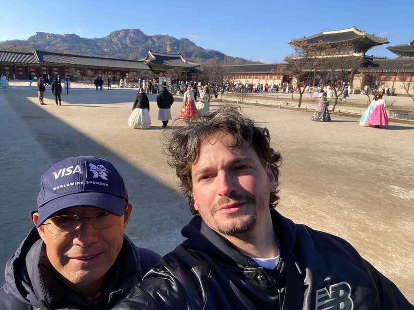 Seoul : Must-see & Hidden Gems Private Walking Tour - Booking details that matter