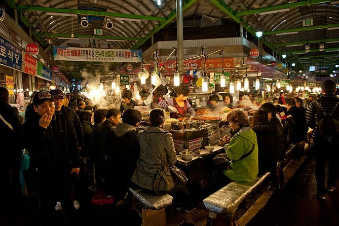 Seoul Night Tour (Gwangjang Market, Royal Palace and Naksan Park) - Cheonggyecheon Stream and downtown lights