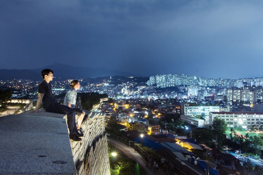 Seoul: Nighttime Hidden Gems Walking Tour - How Much Walking Should You Expect?