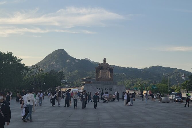 Seoul Panorama Tour; Landmarks & City Views - Gyeongbokgung Palace brings Joseon Seoul to life