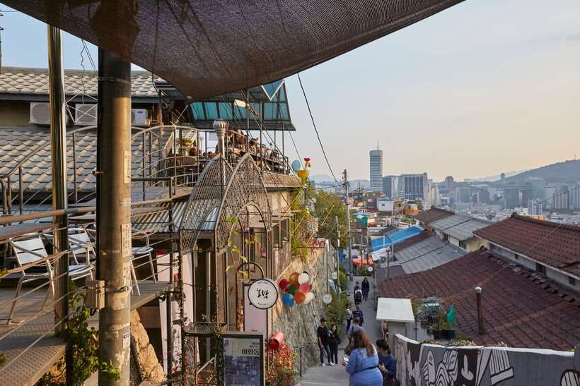 Seoul: Private Car Tour with Licensed Professional Guide - Who should choose four hours or eight?