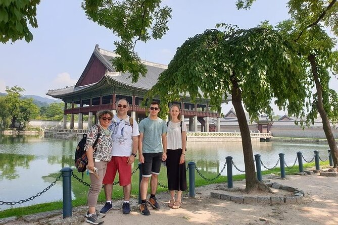Seoul Private Custom Walking Tour with A Guide (Private Tour) - Key points at a glance