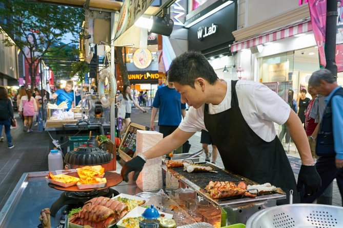 Seoul Private Food Tours with a Local Foodie: 100% Personalized - Gwangjang Market: variety in a compact stop