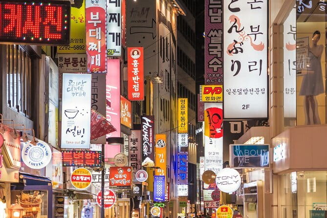 Seoul Private Food walking Tour with a Guide - Returning to the market food alley