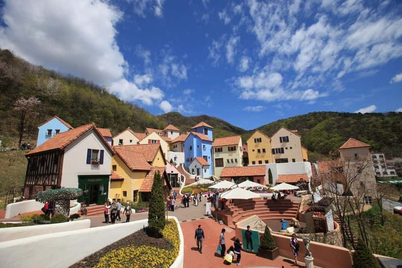 Seoul: Private Tour to Nami Island, Garden, Petite France - Petite France brings a colorful change of mood