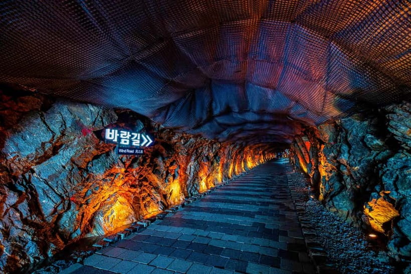 Seoul: Seohaerang Cable Car, Gwangmyeong Cave, etc (EG Tour) - Seohaerang Marine Cable Car Above the Water