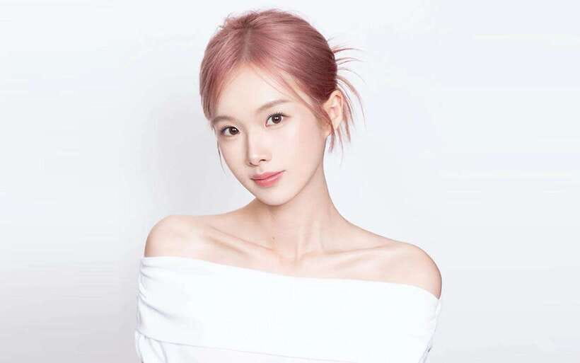 Seoul: Sihyunhada Photo, Personal Color, Makeup&Hair TOUR - Choosing between K-pop glamour and Korean daily makeup