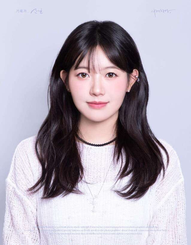 Seoul: Sihyunhada Photo, Personal Color, Makeup&Hair TOUR - Hair styling, with a relaxing salon-style option