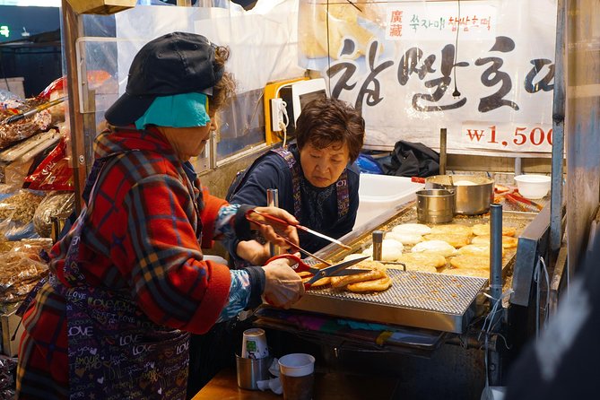 Seoul Street Food Market Tour - A full meal, not just a few samples
