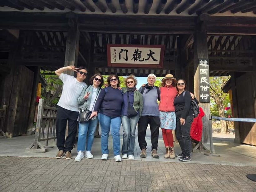 Seoul: Suwon Hwaseong, Folk Village, & Starfield Library - Key points to know before booking