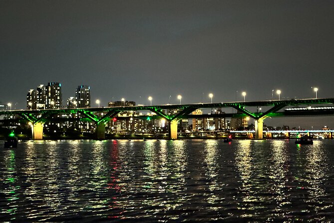 Seoul Walking Tour from Seongsu with Private Photos - Deoksugung Palace After Dark