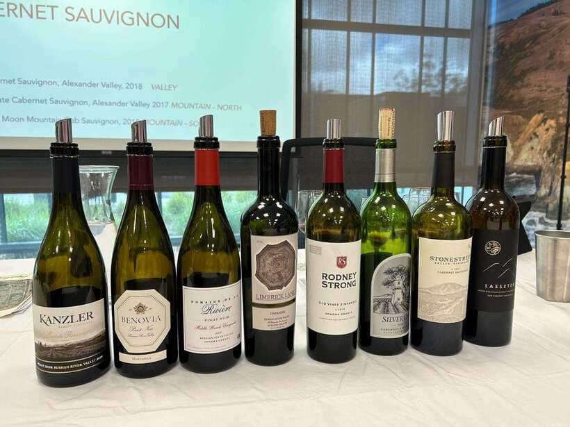 Seoul: Wine & Korean BBQ, Perfect Pairing Dinner in Sinchon - The social meal is the main attraction