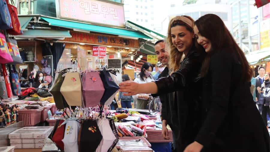 Seoul Your Way: Private Custom Experience with a Local Guide - What this Seoul custom tour really offers