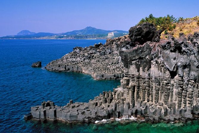Small Group 7D Korea package Tour with Seoul Gyeongju Busan Jeju - Seoul Day 6: palaces, food, and city views
