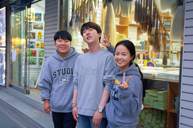 Small Group (7pax) Seoul Tour with Pickup/Dropoff (No Shopping) - N Seoul Tower gives you the big city view