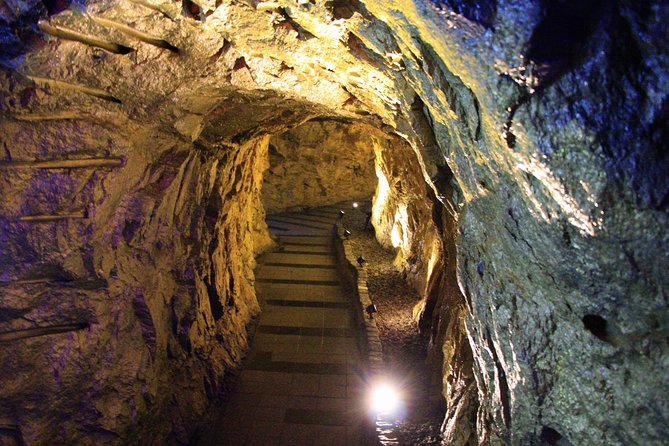 Small group DMZ tour + Seoul Essence {Private and Private-guided-seat-in-coach} - Why combine the DMZ with Seoul sightseeing?