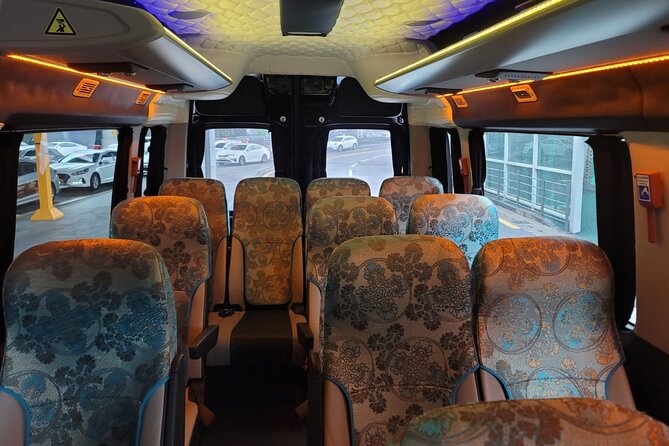 Small Group Jeju island Private Mini-Bus Tour - Choose your departure point before choosing your sights