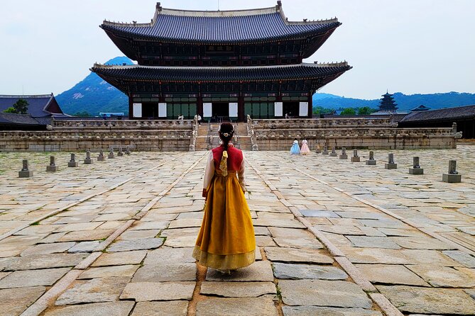 (Small Group) Palace & Seoul Old Town Highlights - Starting at Anguk Station and entering Insadong